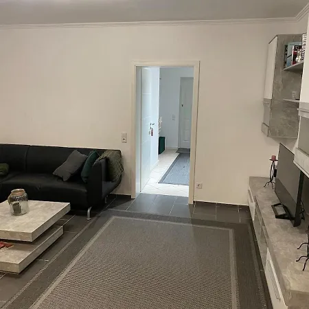 Private With Garden 2 Bedrooms 1 Bathroom Complete Norderstedt