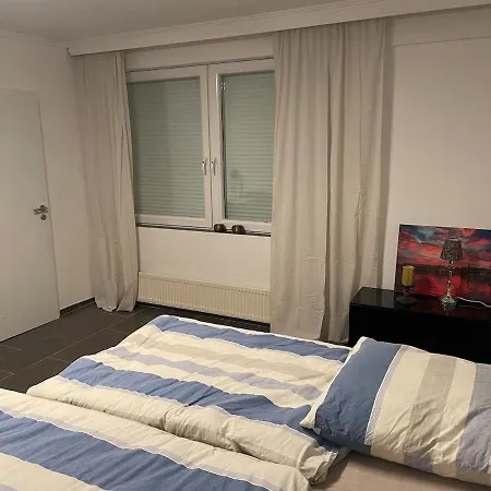Private With Garden 2 Bedrooms 1 Bathroom Complete